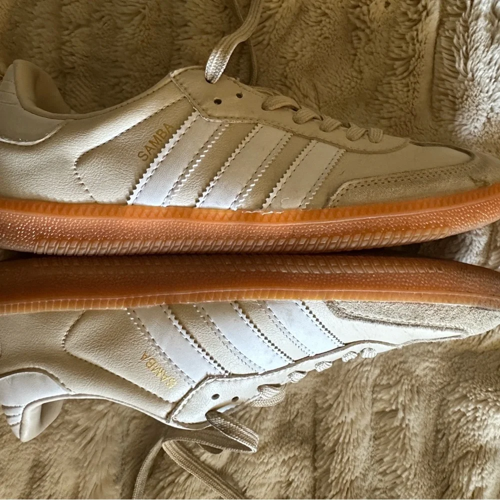 adidas reposhing this